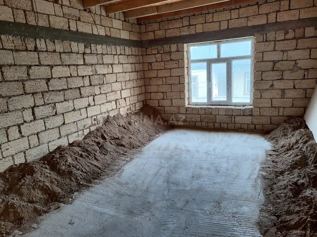 Satılır 7 otaqlı həyət evi 200 m²
