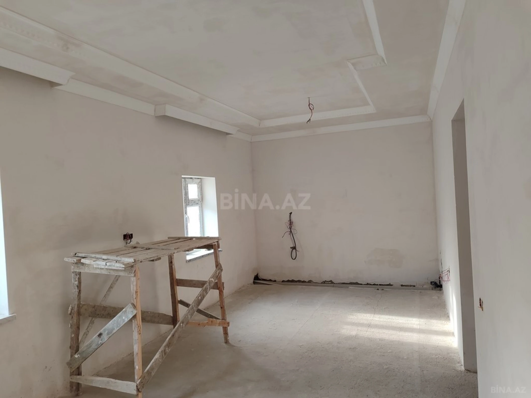 Satılır 7 otaqlı həyət evi 200 m²