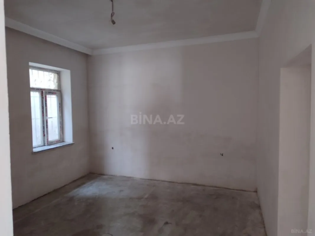 Satılır 7 otaqlı həyət evi 200 m²
