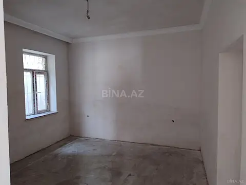 Satılır 7 otaqlı həyət evi 200 m²