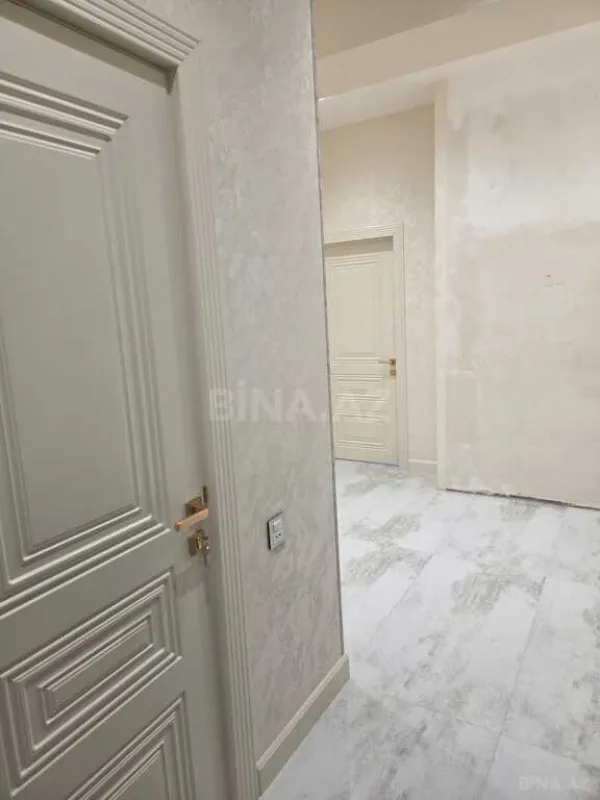 Satılır 2 otaqlı mənzil 74 m²