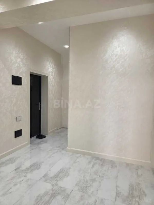 Satılır 2 otaqlı mənzil 74 m²