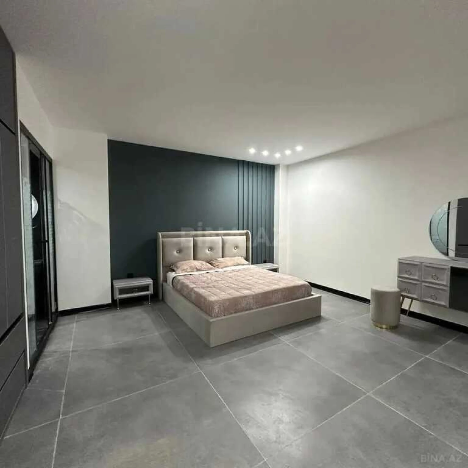 Kirayə verilir 5 otaqlı həyət evi 300 m²