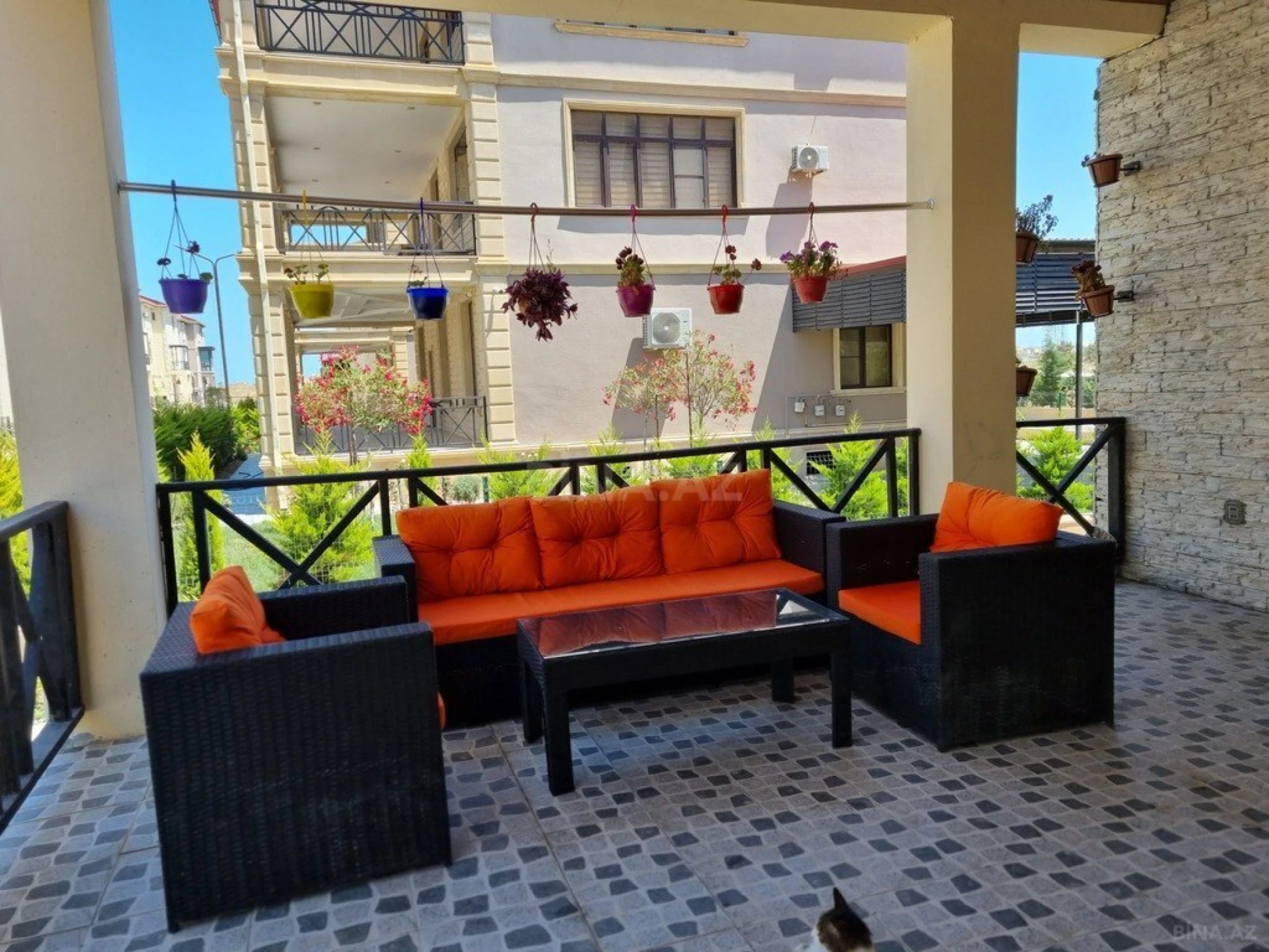 Kirayə verilir 2 otaqlı həyət evi 80 m²