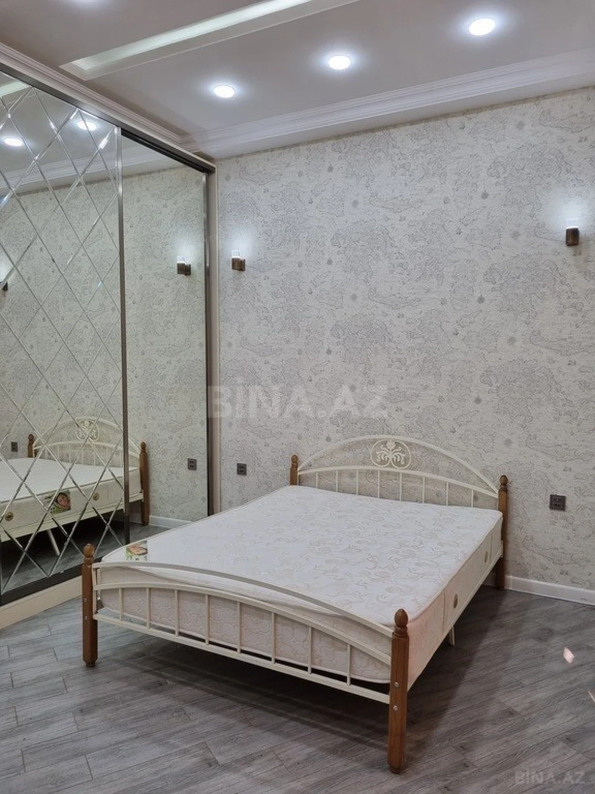 Kirayə verilir 2 otaqlı həyət evi 80 m²