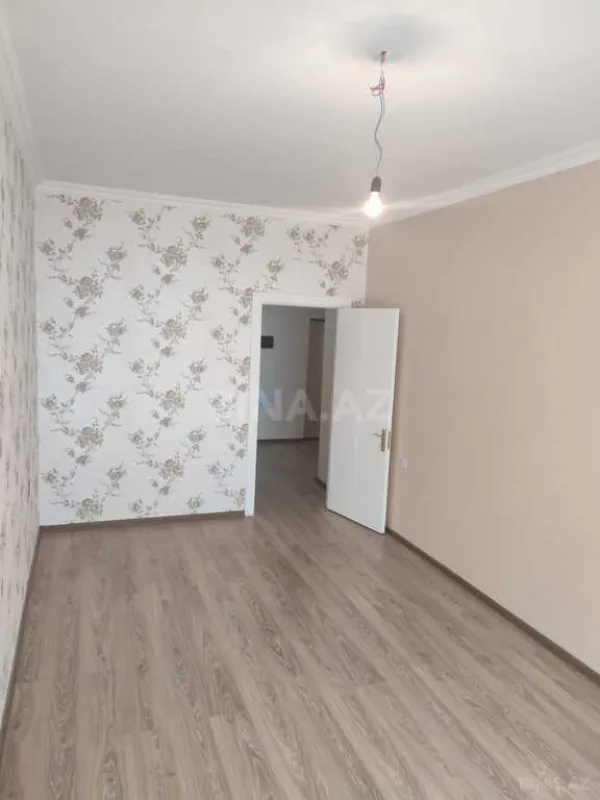 Satılır 2 otaqlı mənzil 68 m²