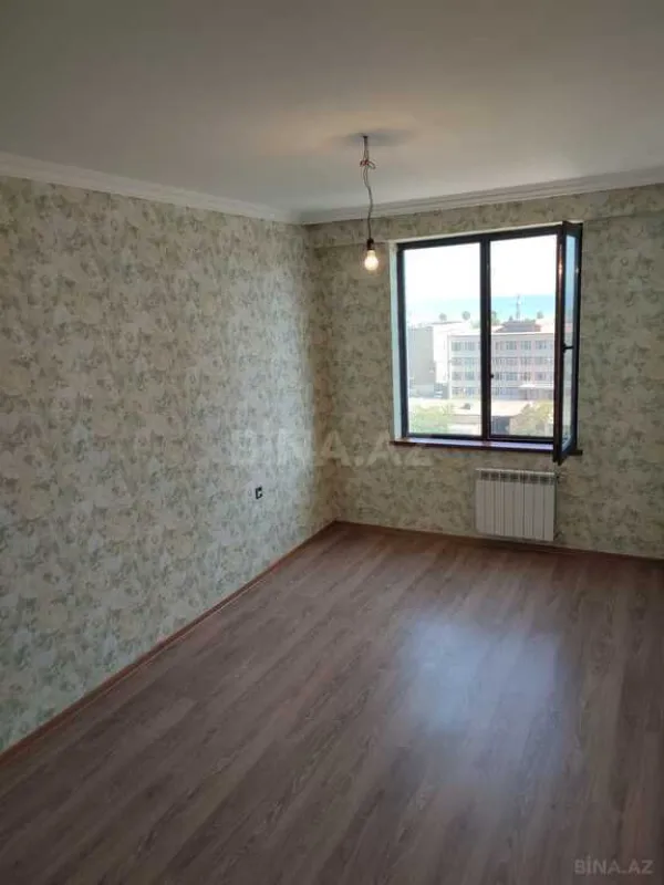 Satılır 2 otaqlı mənzil 68 m²