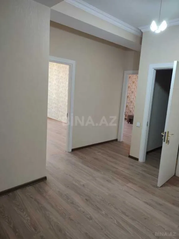 Satılır 2 otaqlı mənzil 68 m²