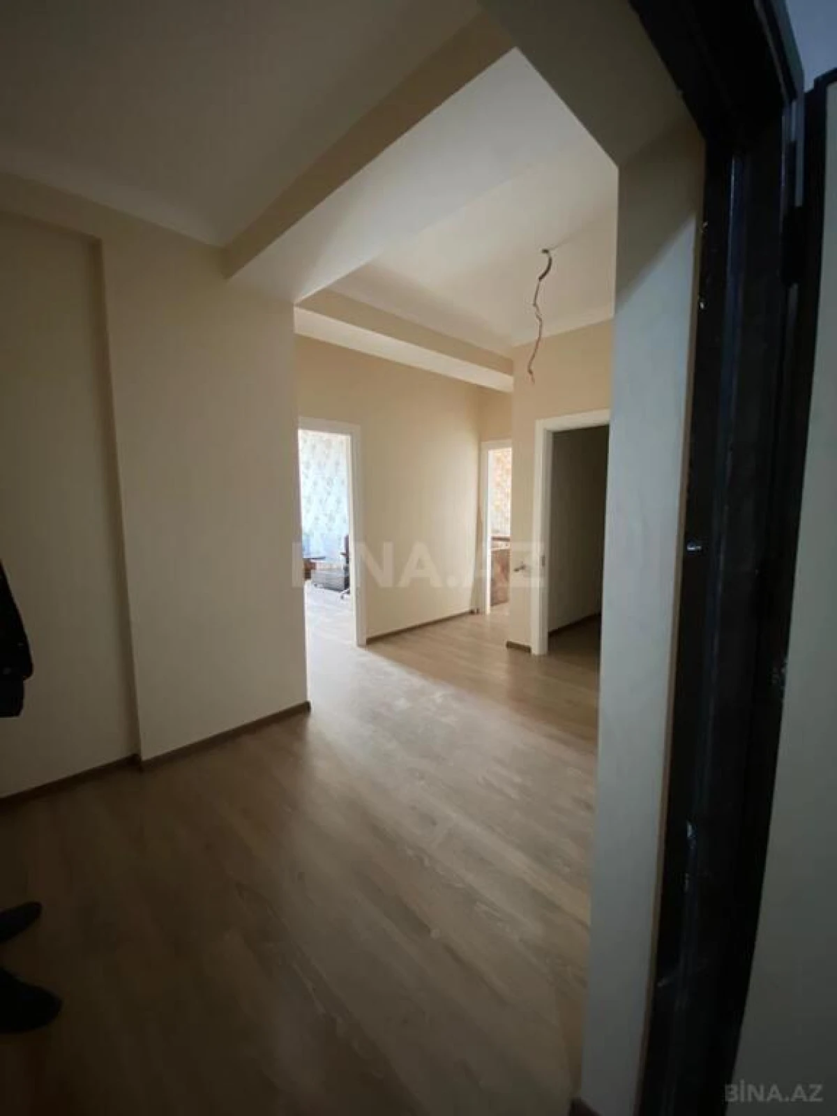 Satılır 2 otaqlı mənzil 68 m²