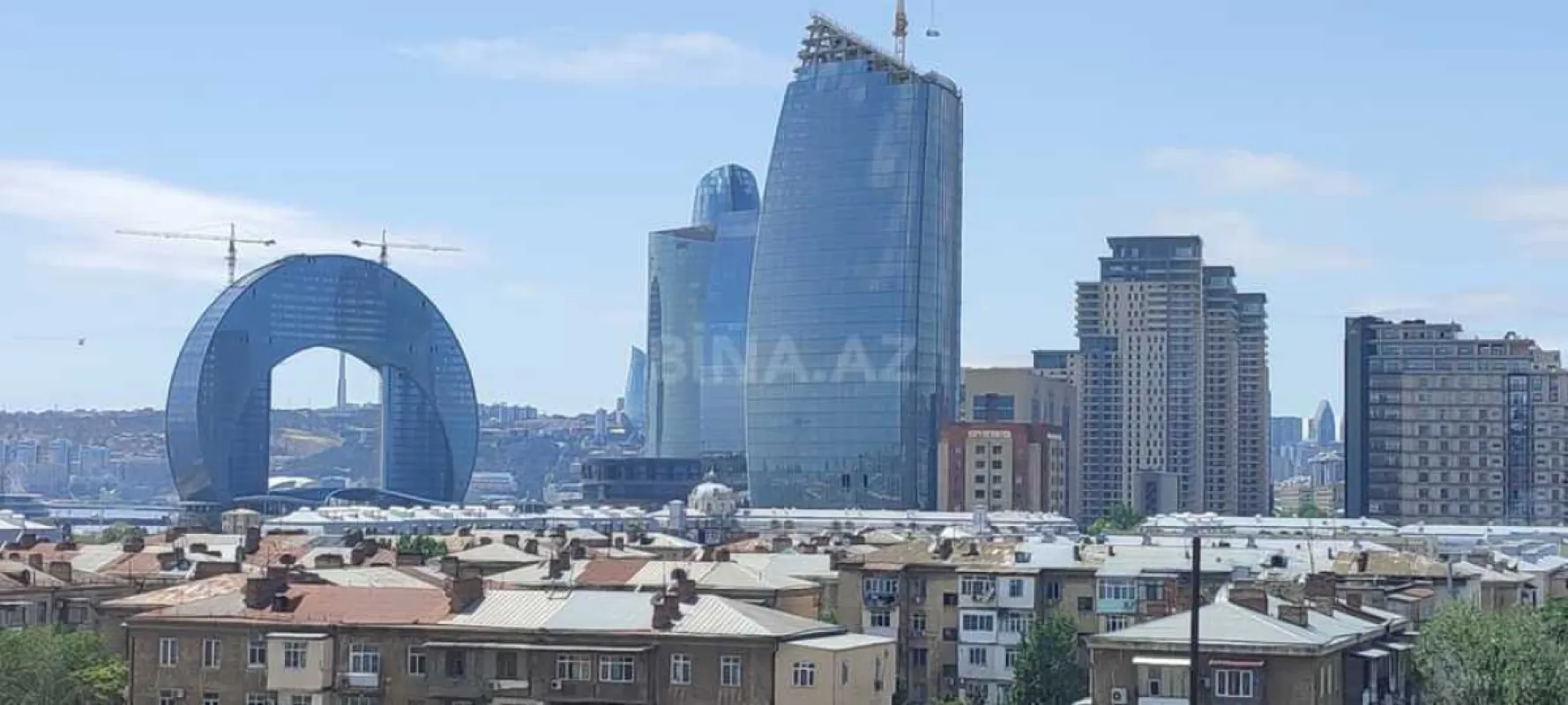 Satılır 2 otaqlı mənzil 68 m²