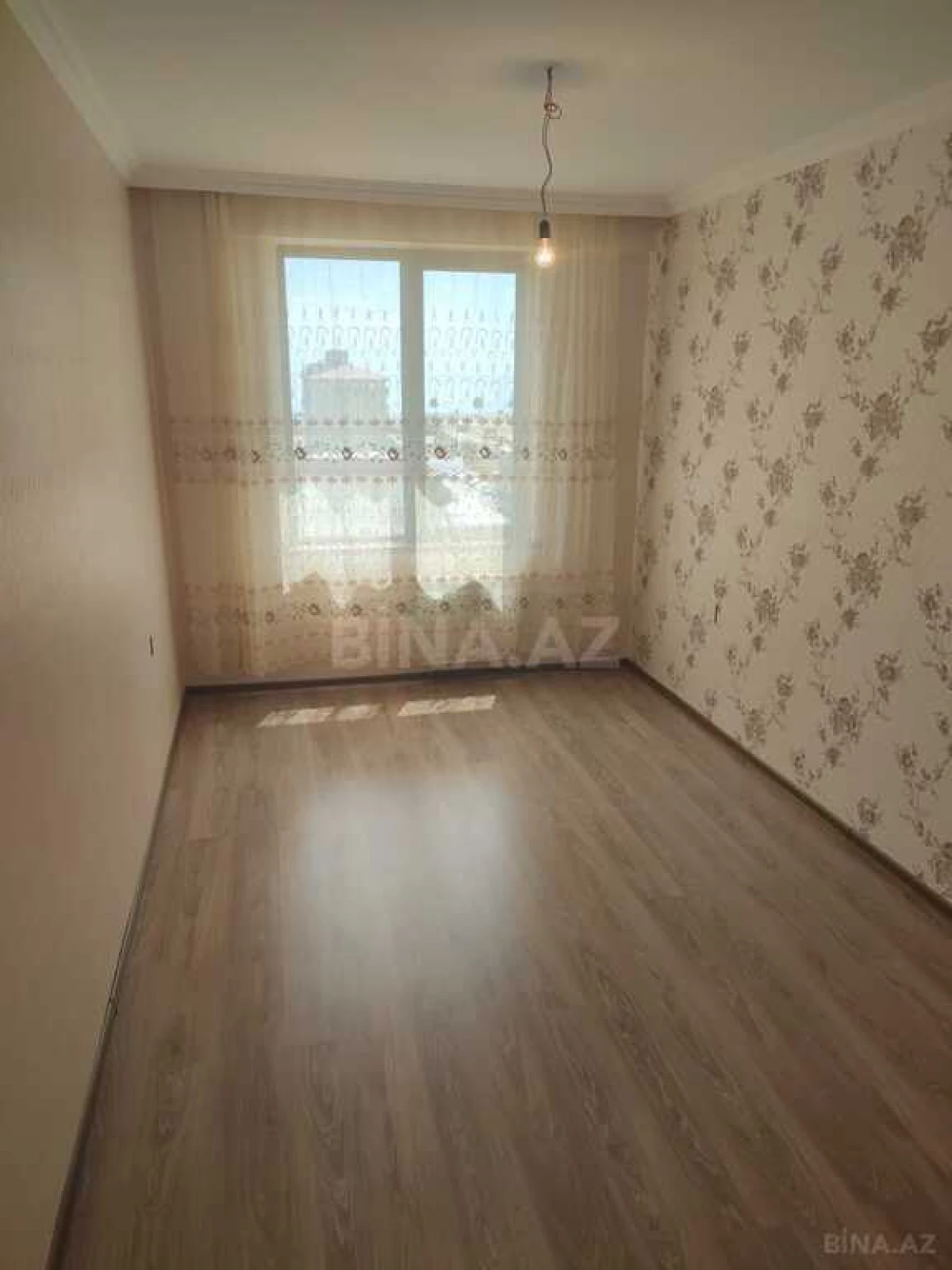 Satılır 2 otaqlı mənzil 68 m²