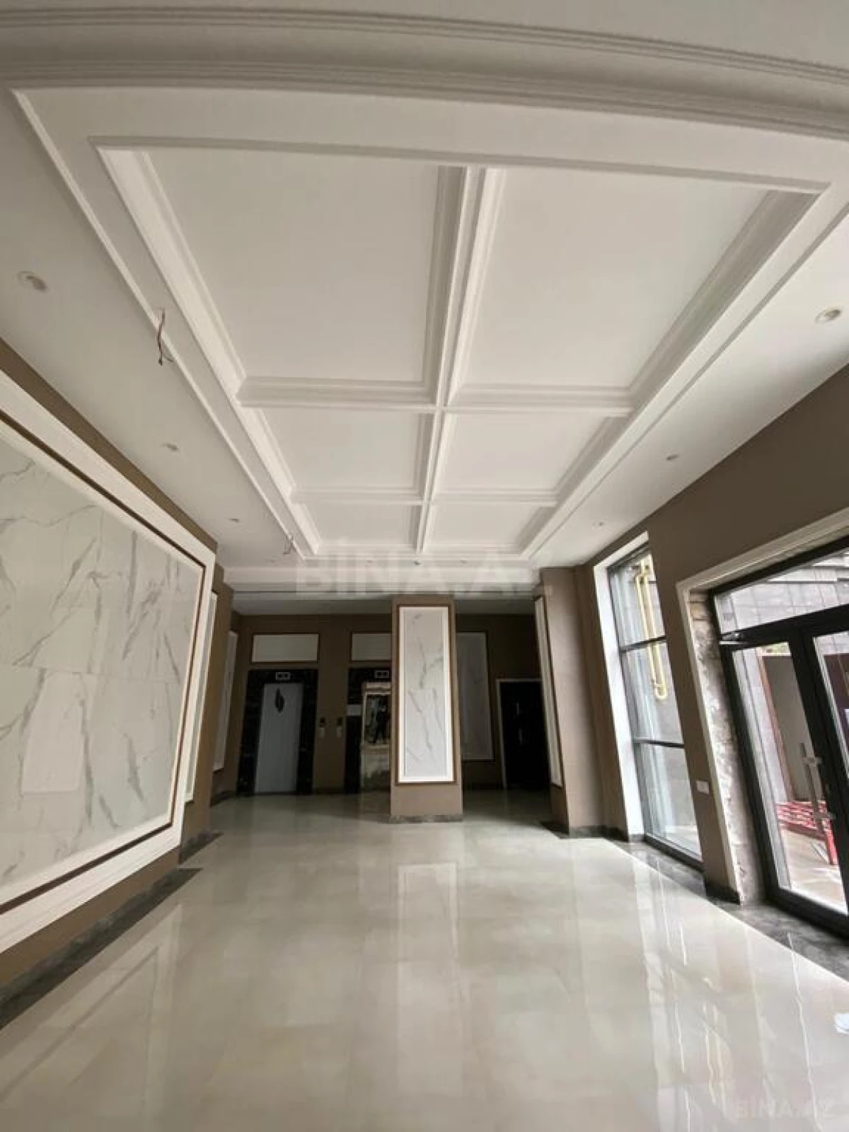 Satılır 2 otaqlı mənzil 68 m²