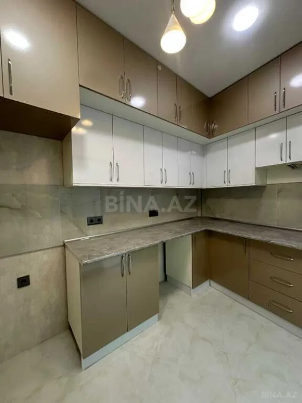 Satılır 3 otaqlı mənzil 92 m²