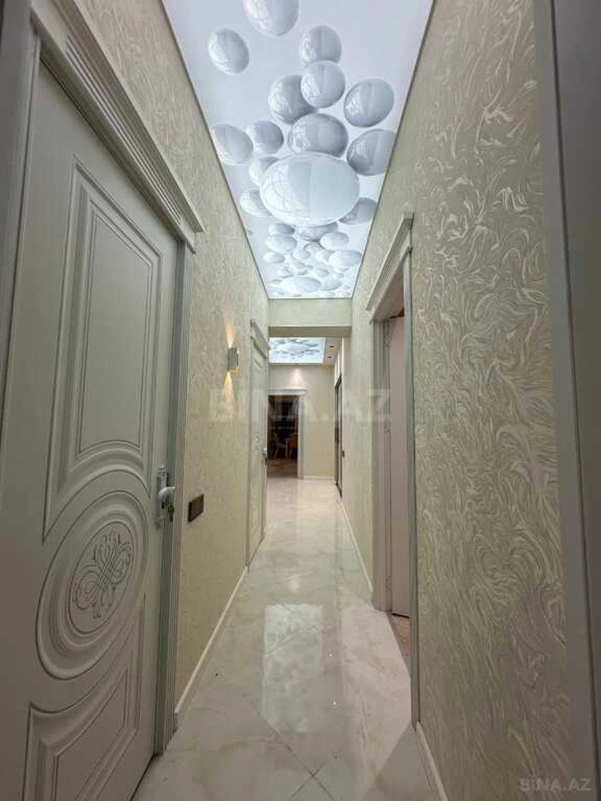 Satılır 3 otaqlı mənzil 92 m²