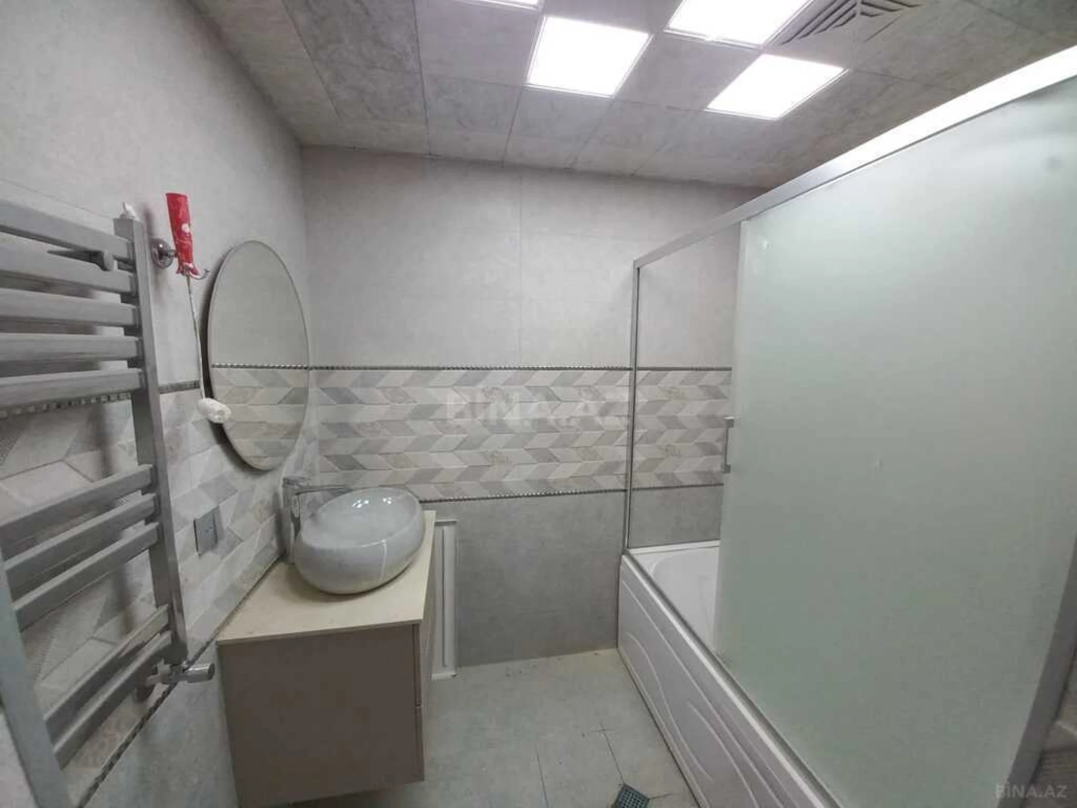 Satılır 2 otaqlı mənzil 65 m²