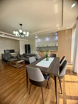 Satılır 3 otaqlı mənzil 100 m²