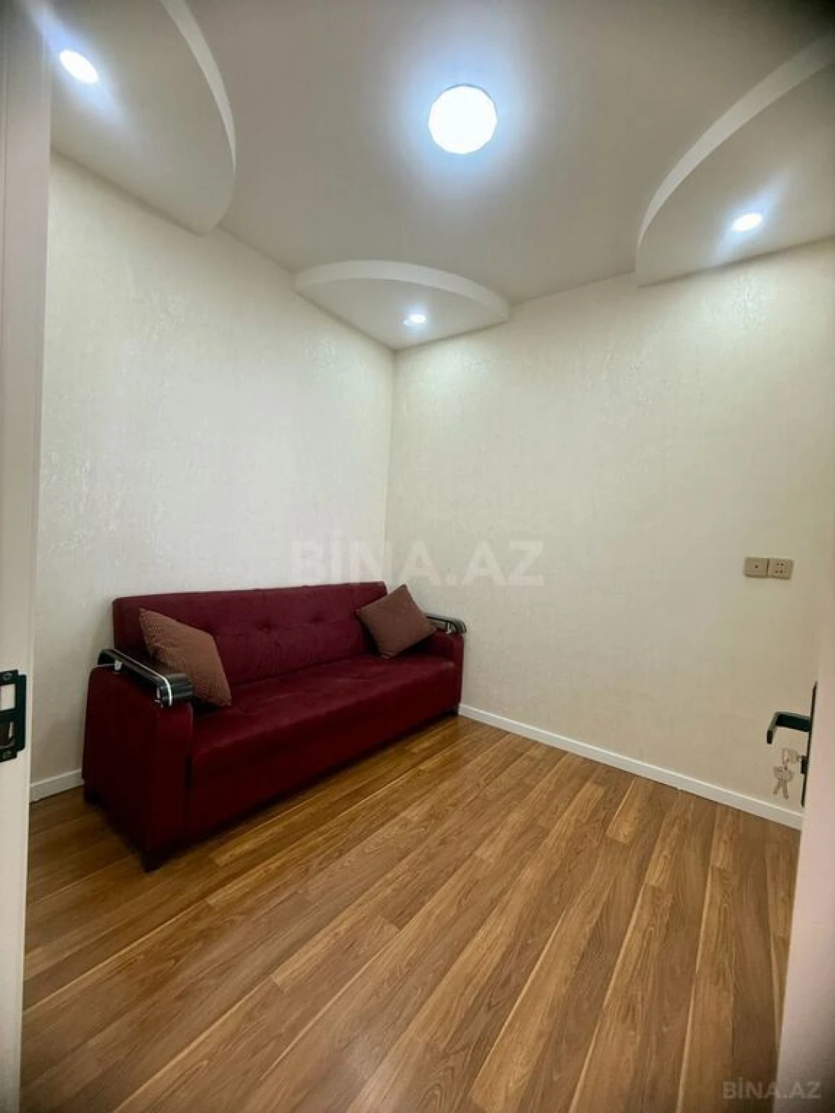 Satılır 3 otaqlı mənzil 100 m²