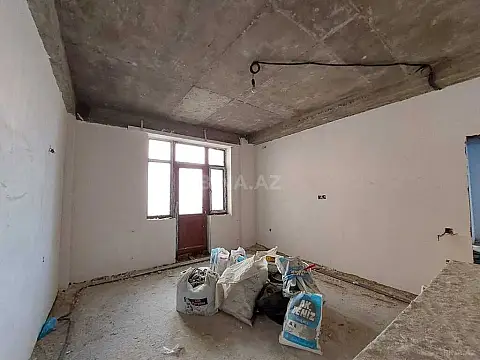 Satılır 2 otaqlı mənzil 105 m²