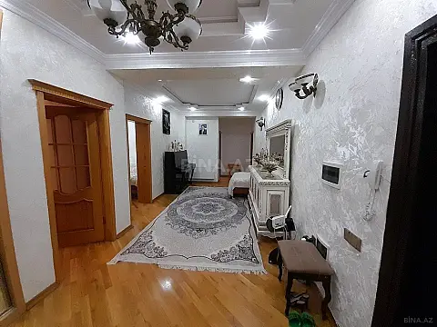 Satılır 3 otaqlı mənzil 137 m² — Bakı 3 otaq 137.00 m²
