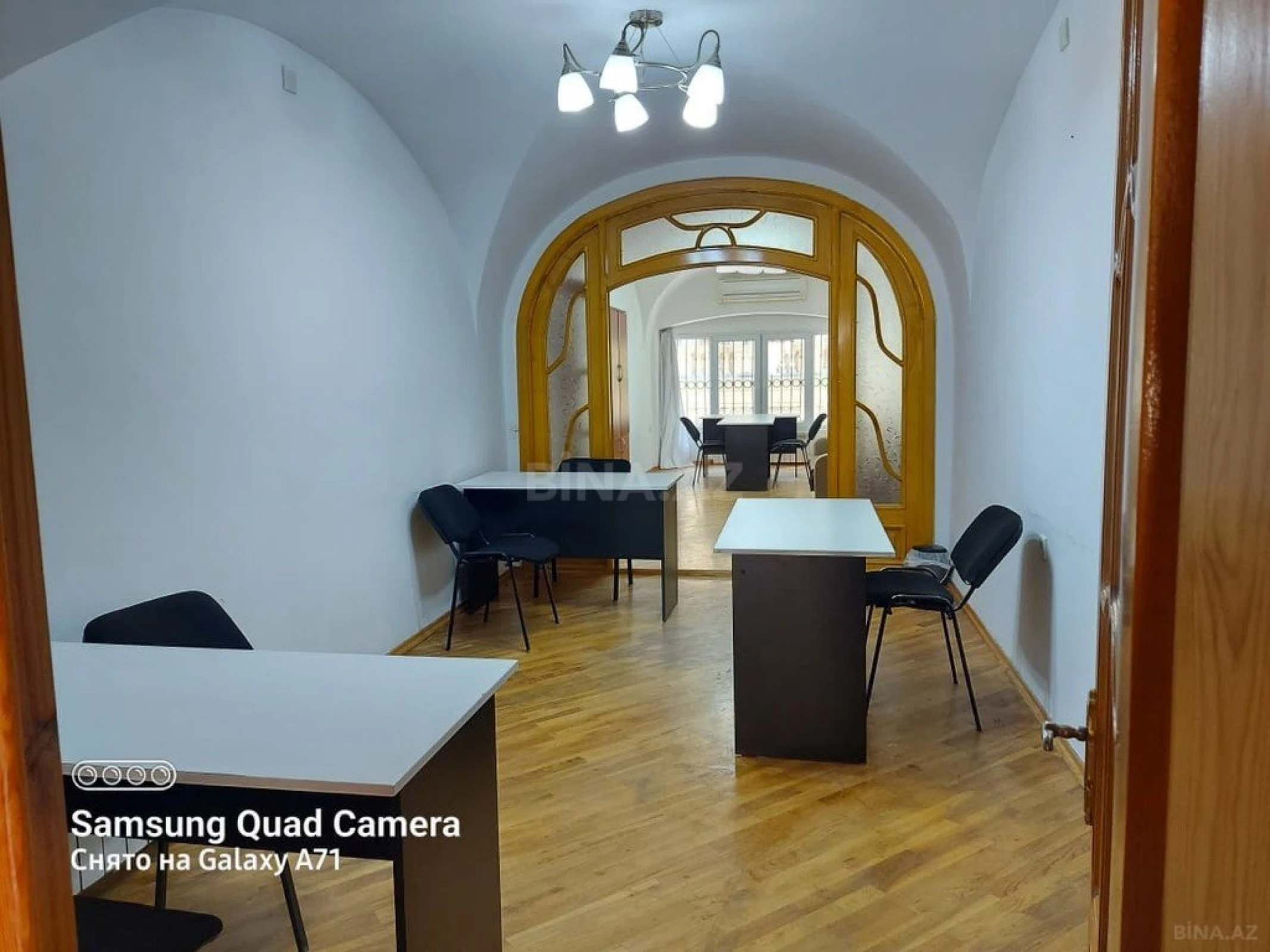 Kirayə verilir 2 otaqlı ofis 65 m²