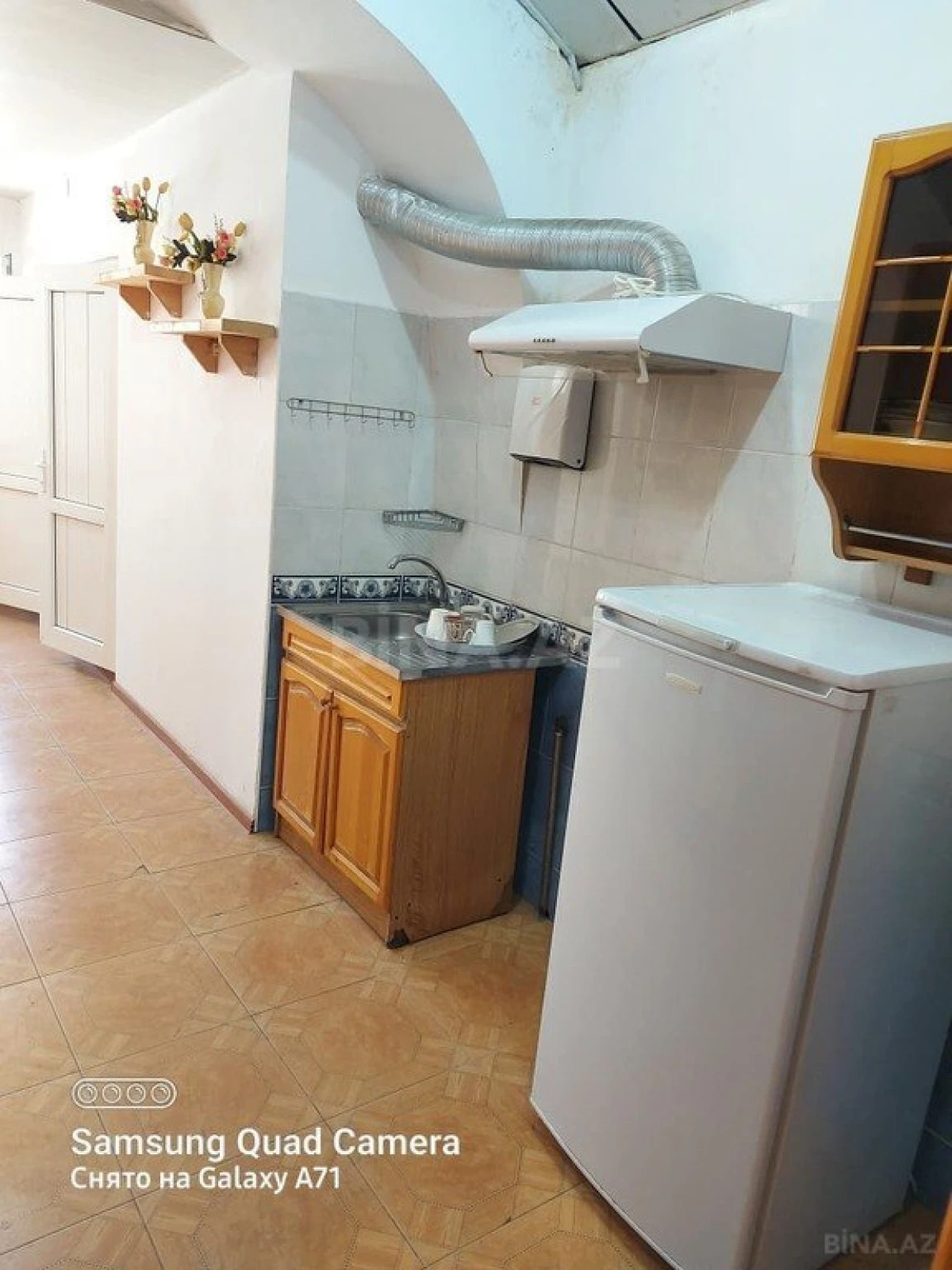 Kirayə verilir 2 otaqlı ofis 65 m²