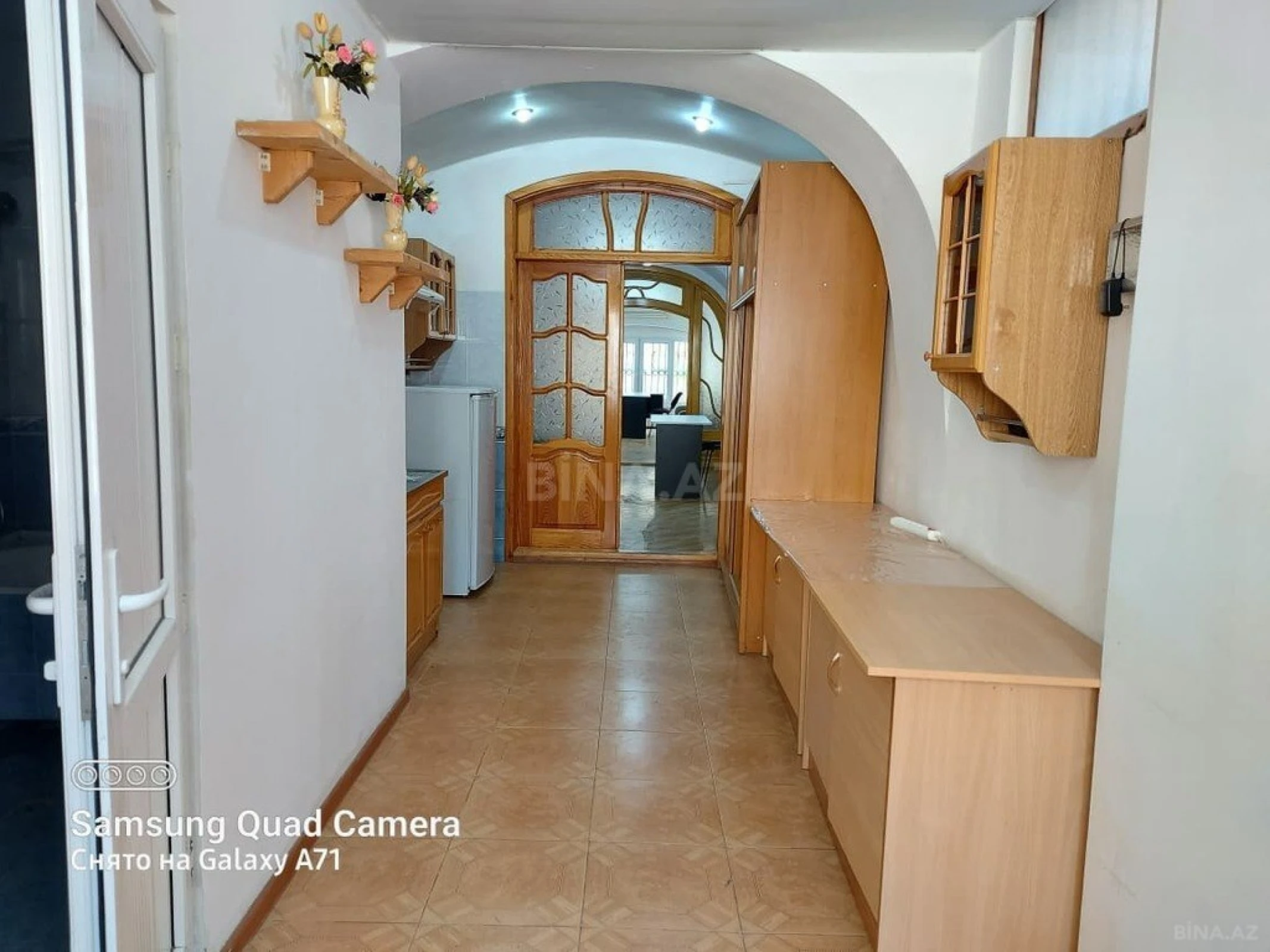 Kirayə verilir 2 otaqlı ofis 65 m²