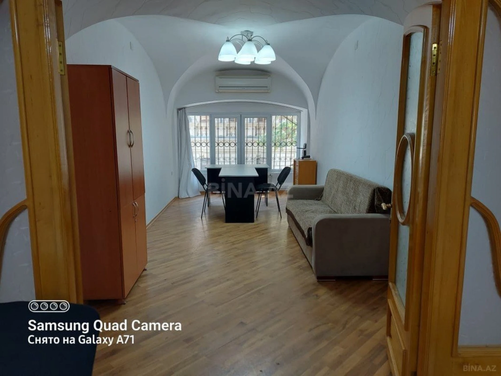 Kirayə verilir 2 otaqlı ofis 65 m²