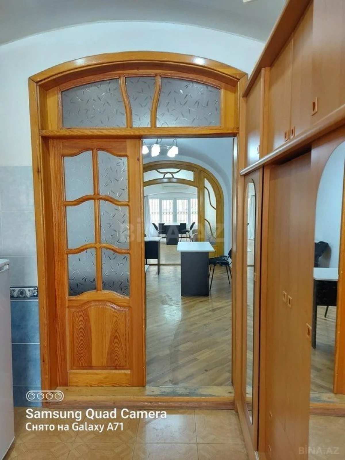 Kirayə verilir 2 otaqlı ofis 65 m²