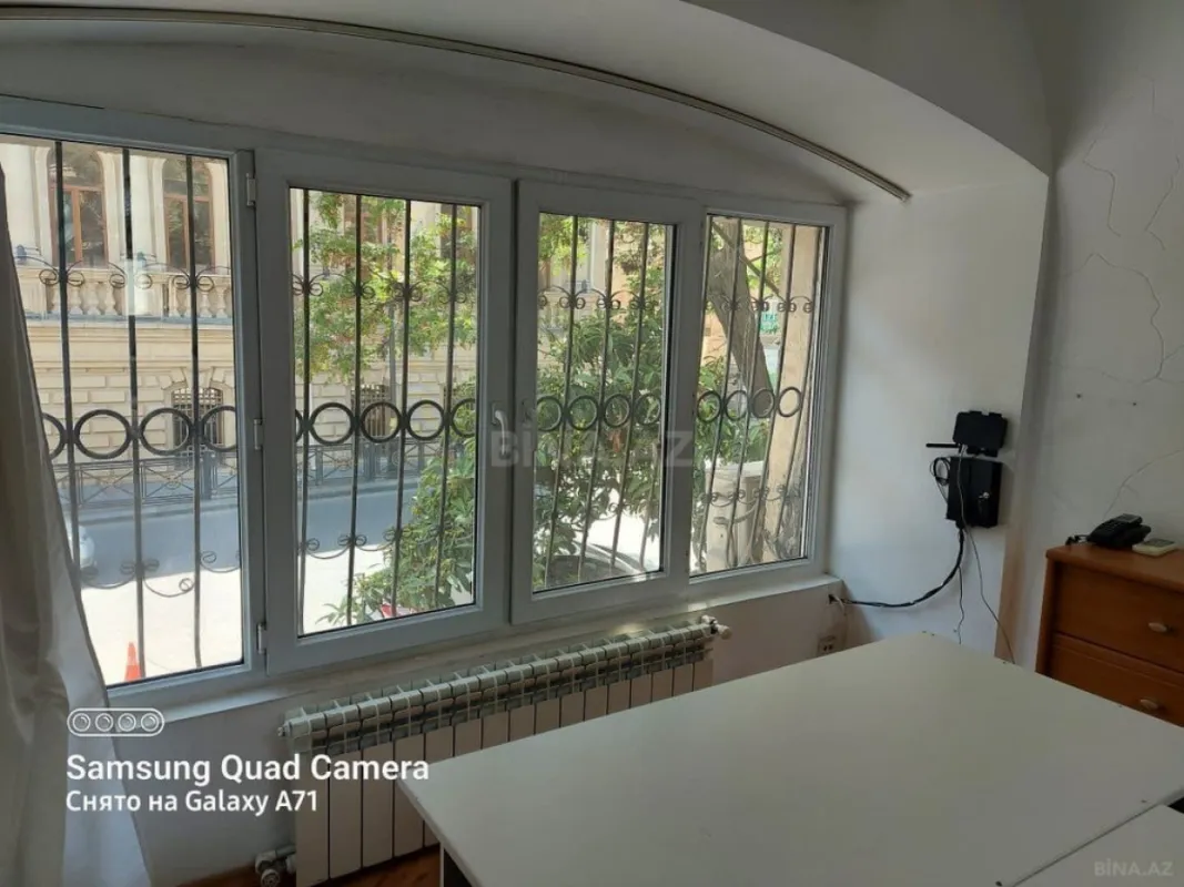 Kirayə verilir 2 otaqlı ofis 65 m²