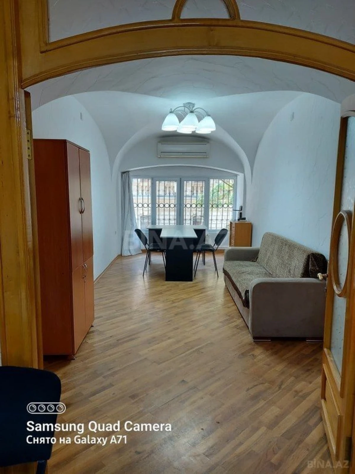 Kirayə verilir 2 otaqlı ofis 65 m²