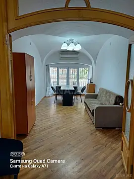 Kirayə verilir 2 otaqlı ofis 65 m²