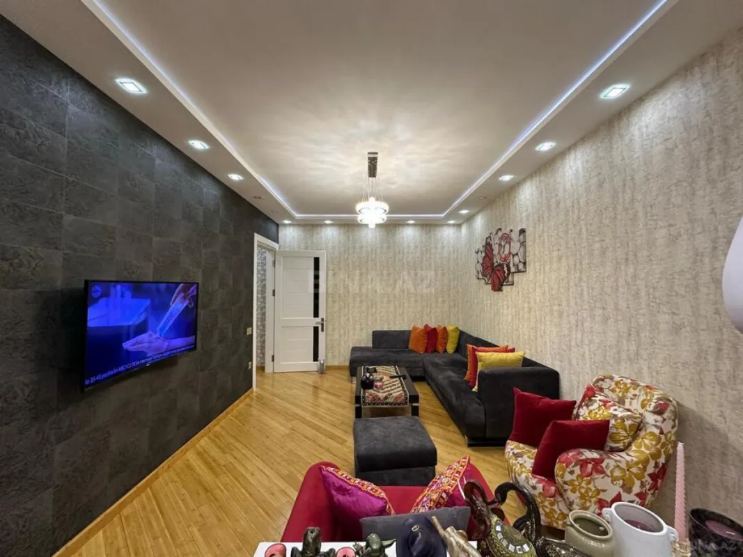 Satılır 3 otaqlı mənzil 95 m²