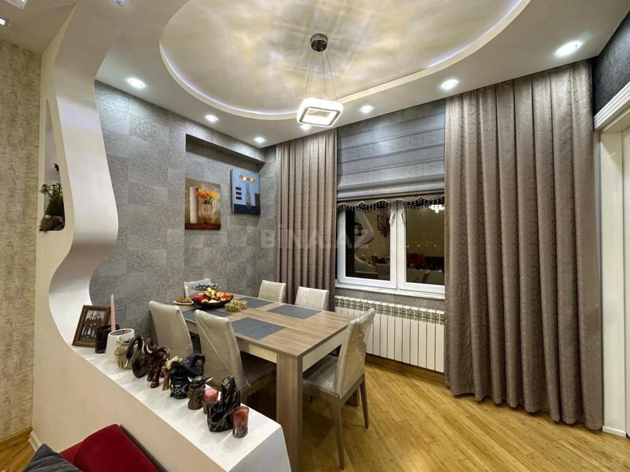 Satılır 3 otaqlı mənzil 95 m²