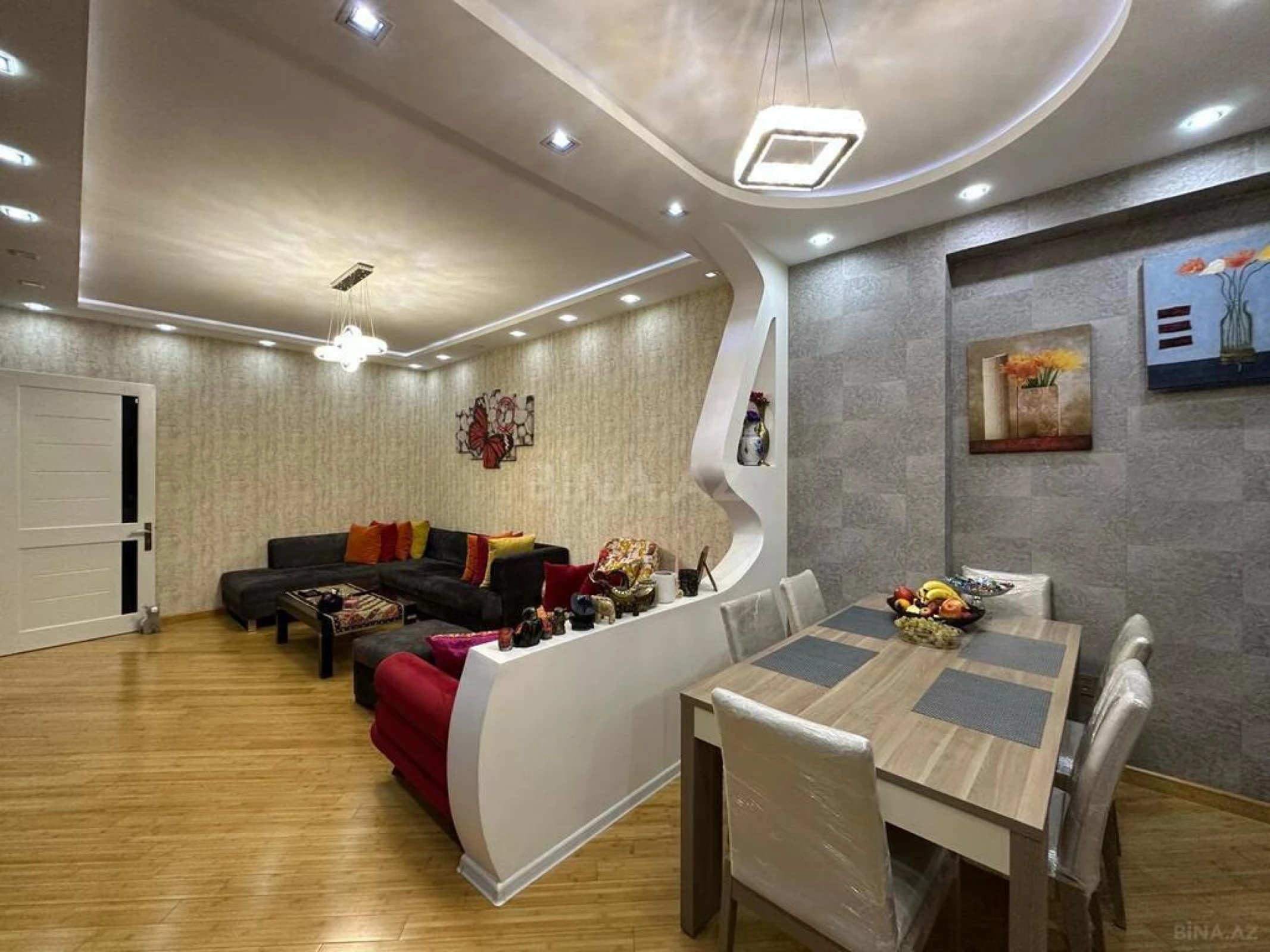 Satılır 3 otaqlı mənzil 95 m²