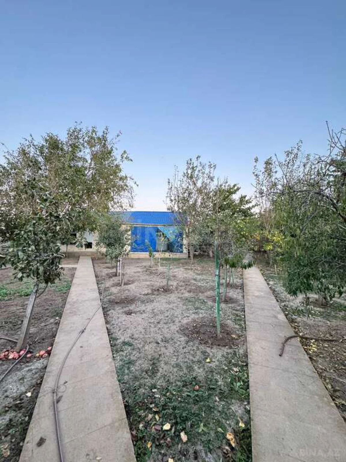 Satılır 4 otaqlı həyət evi 250 m²