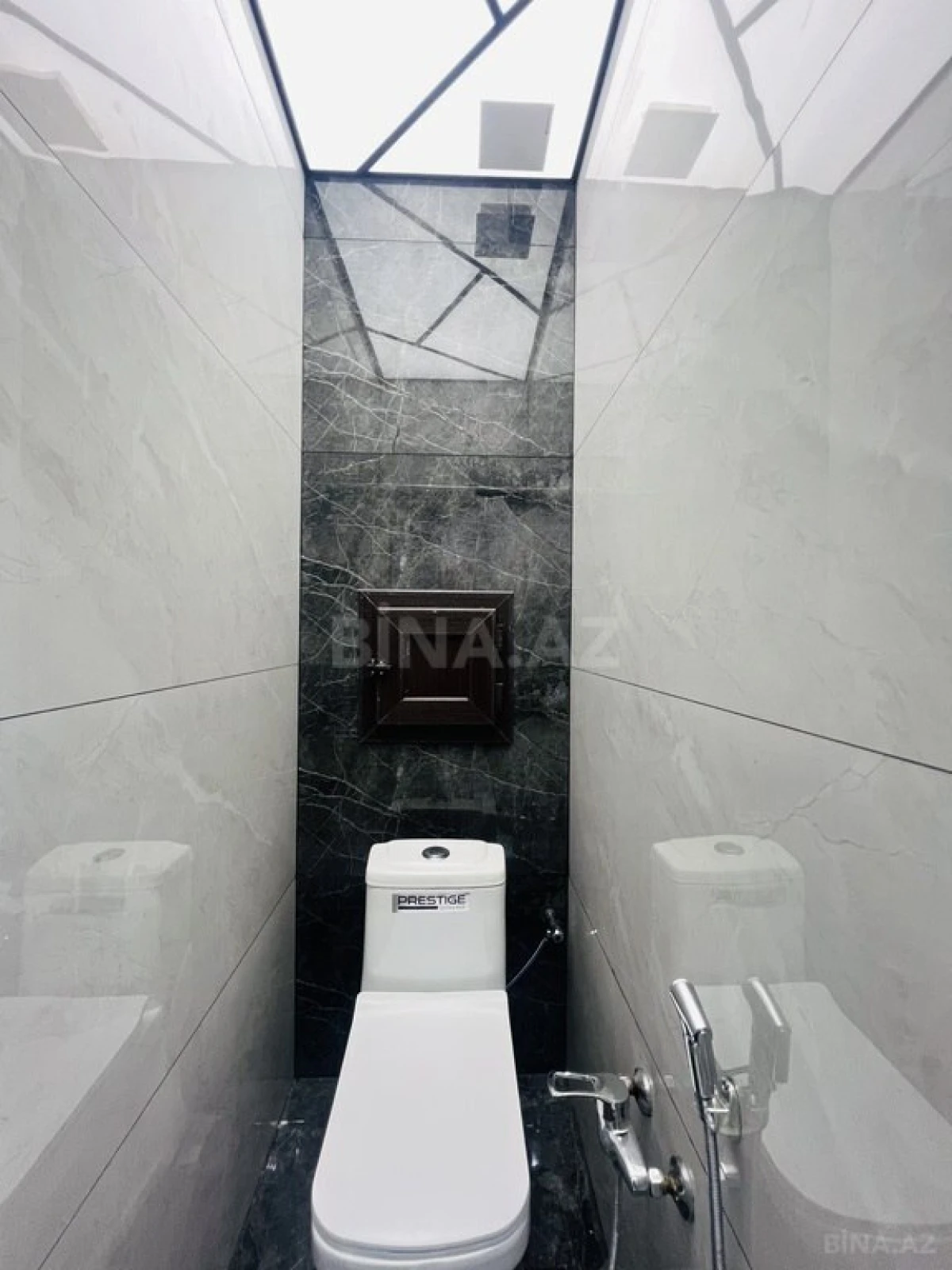 Satılır 2 otaqlı mənzil 55 m²