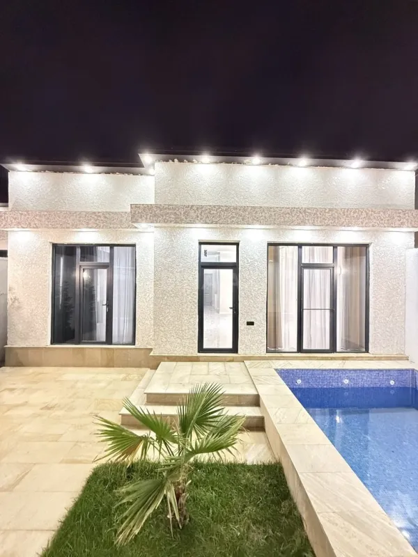 Satılır 4 otaqlı həyət evi 130 m²