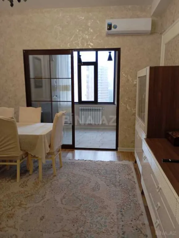Satılır 3 otaqlı mənzil 92 m²