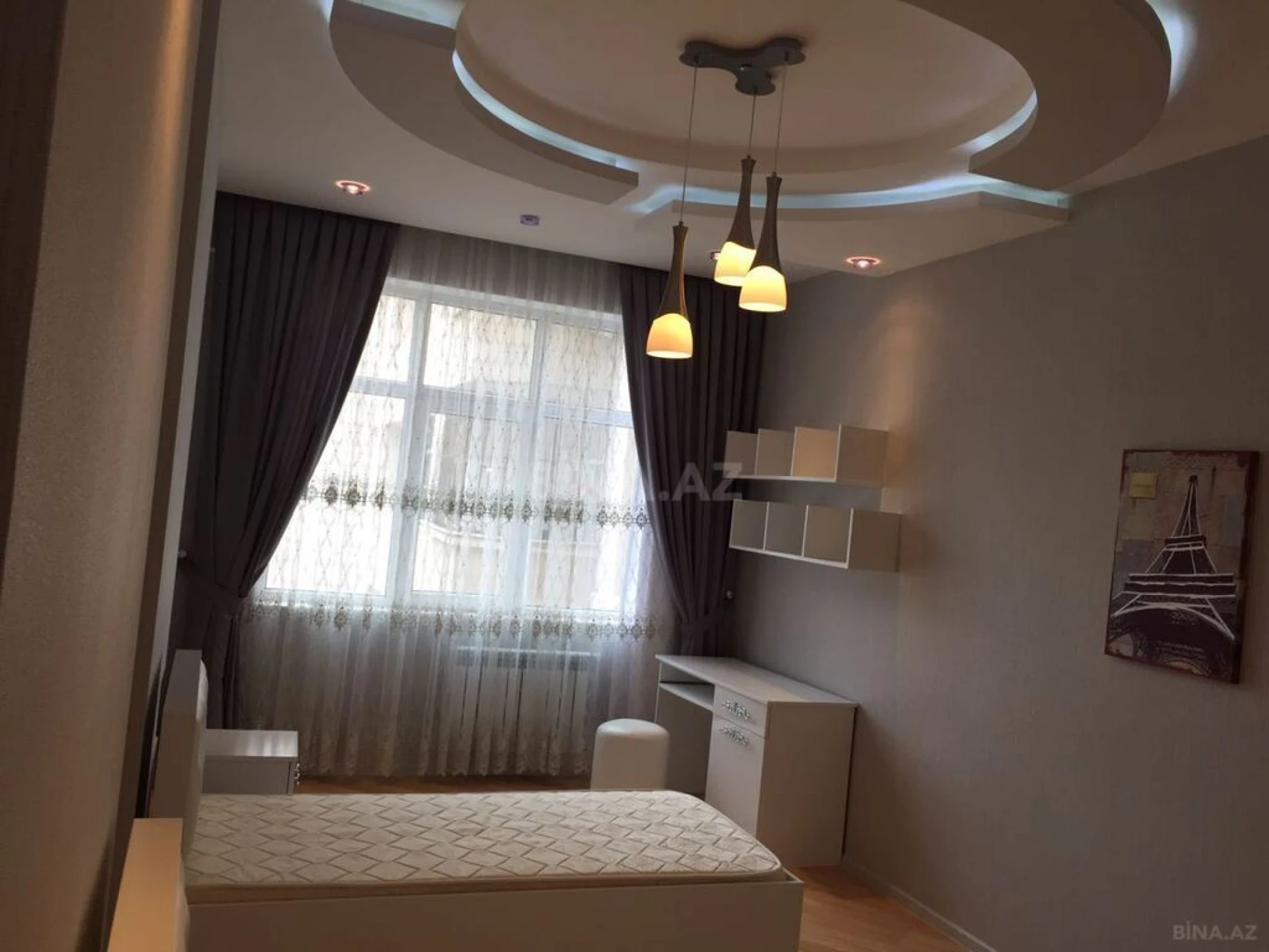 Kirayə verilir 3 otaqlı mənzil 150 m²