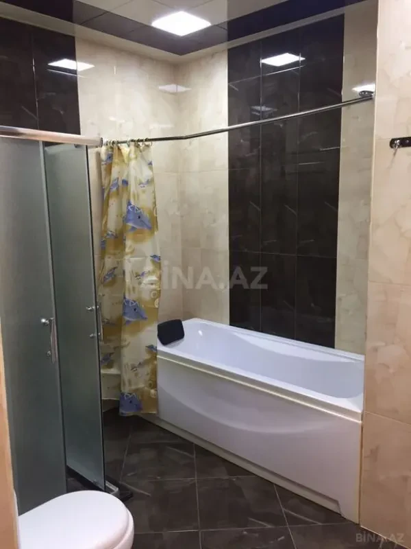 Kirayə verilir 3 otaqlı mənzil 150 m²