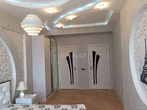 Kirayə verilir 3 otaqlı mənzil 150 m²