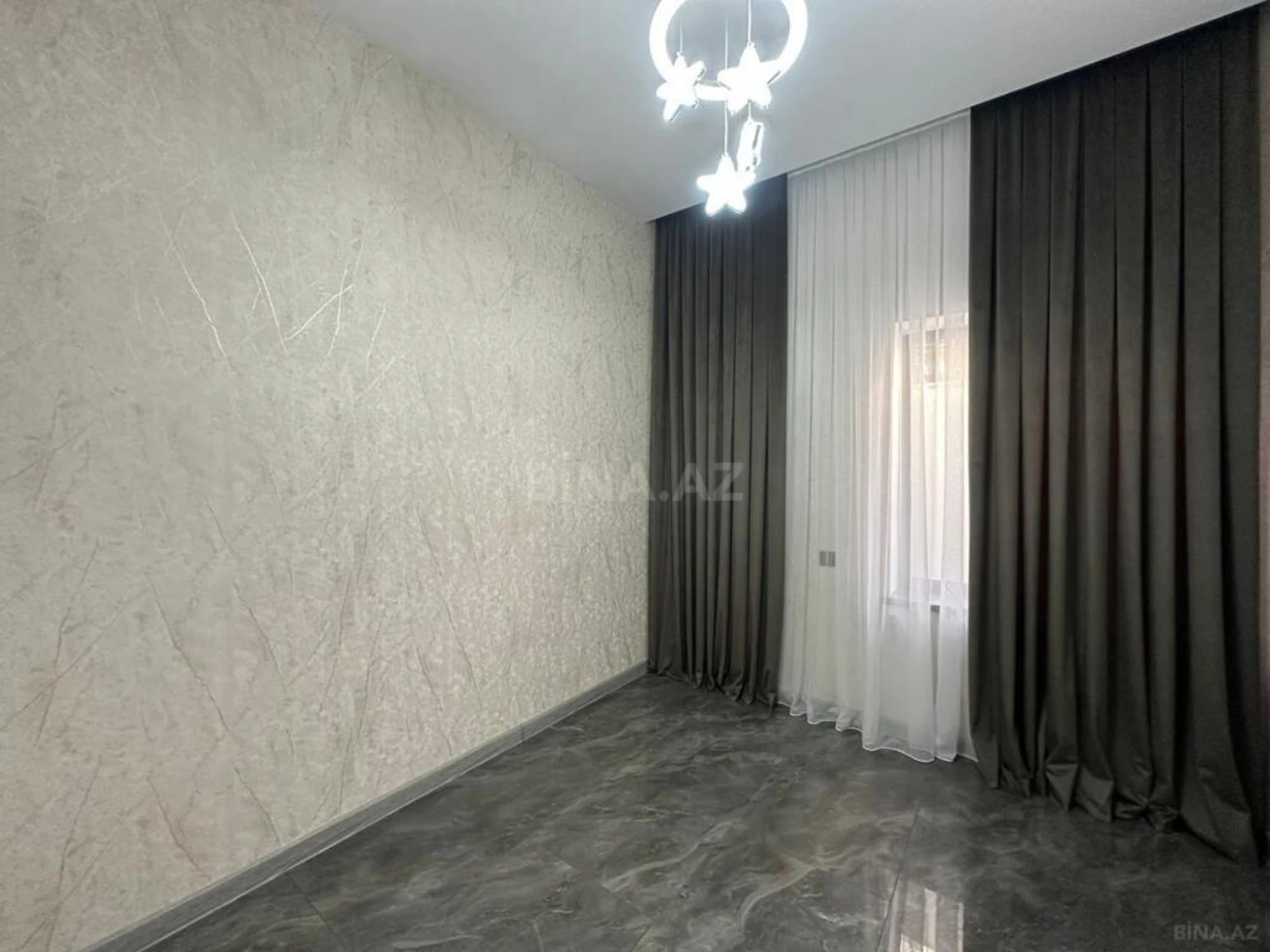 Satılır 4 otaqlı həyət evi 144 m²