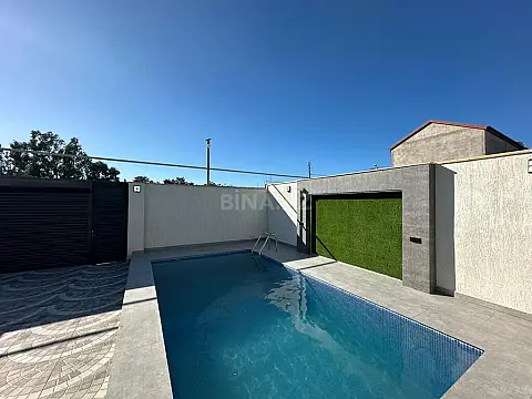 Satılır 4 otaqlı həyət evi 144 m²