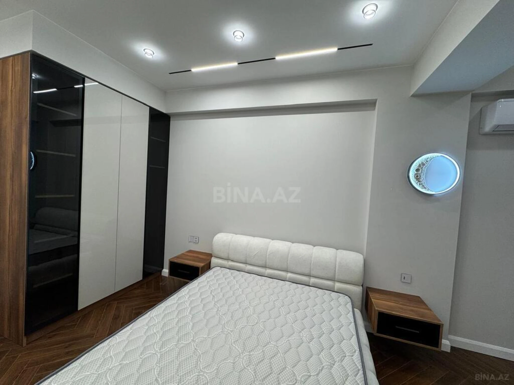 Kirayə verilir 3 otaqlı mənzil 145 m²