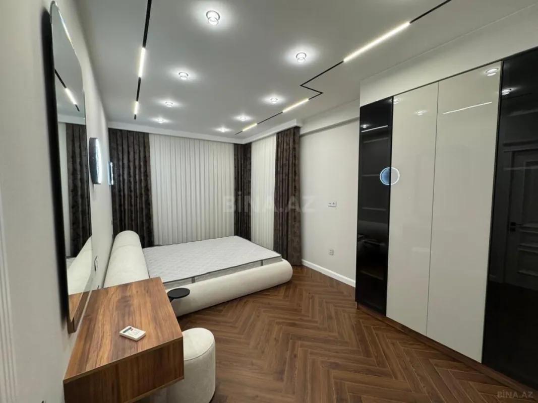 Kirayə verilir 3 otaqlı mənzil 145 m²