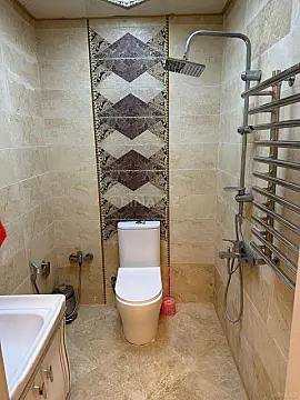 Satılır 3 otaqlı mənzil 110 m²