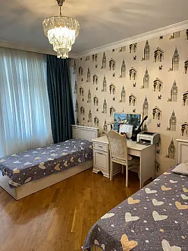 Satılır 3 otaqlı mənzil 110 m²