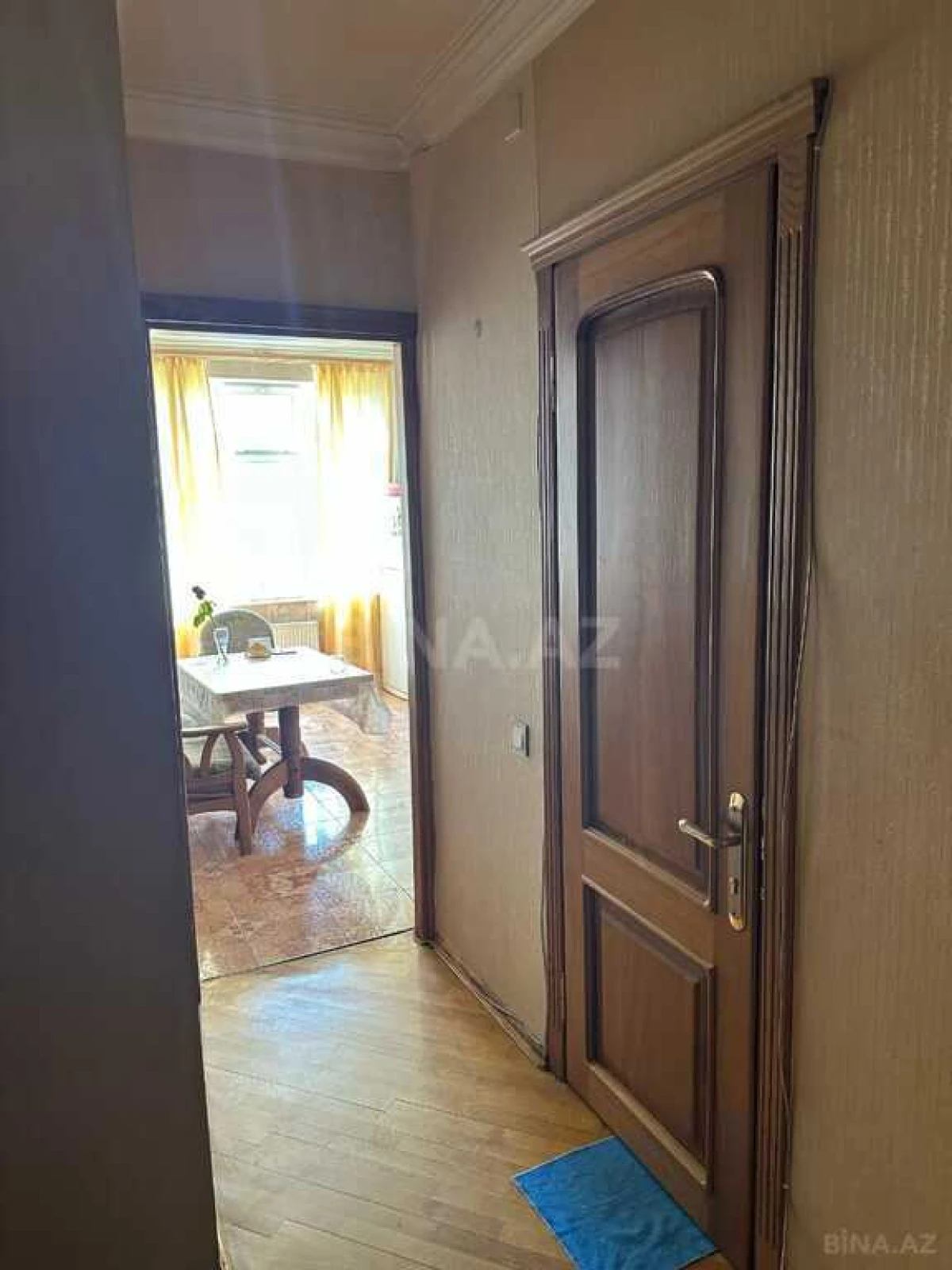 Satılır 3 otaqlı mənzil 127 m²