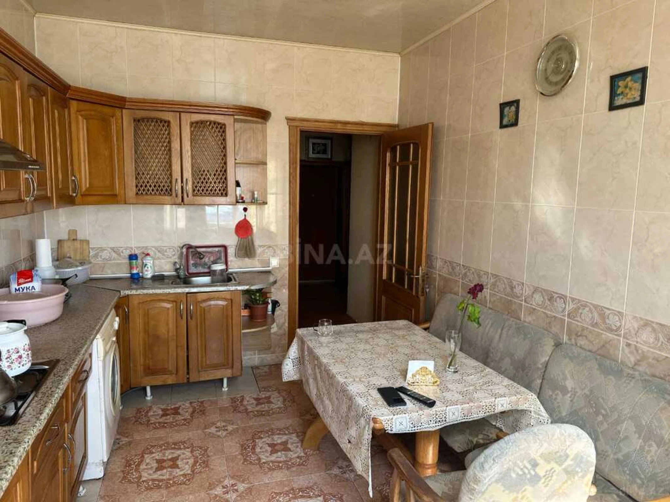 Satılır 3 otaqlı mənzil 127 m²