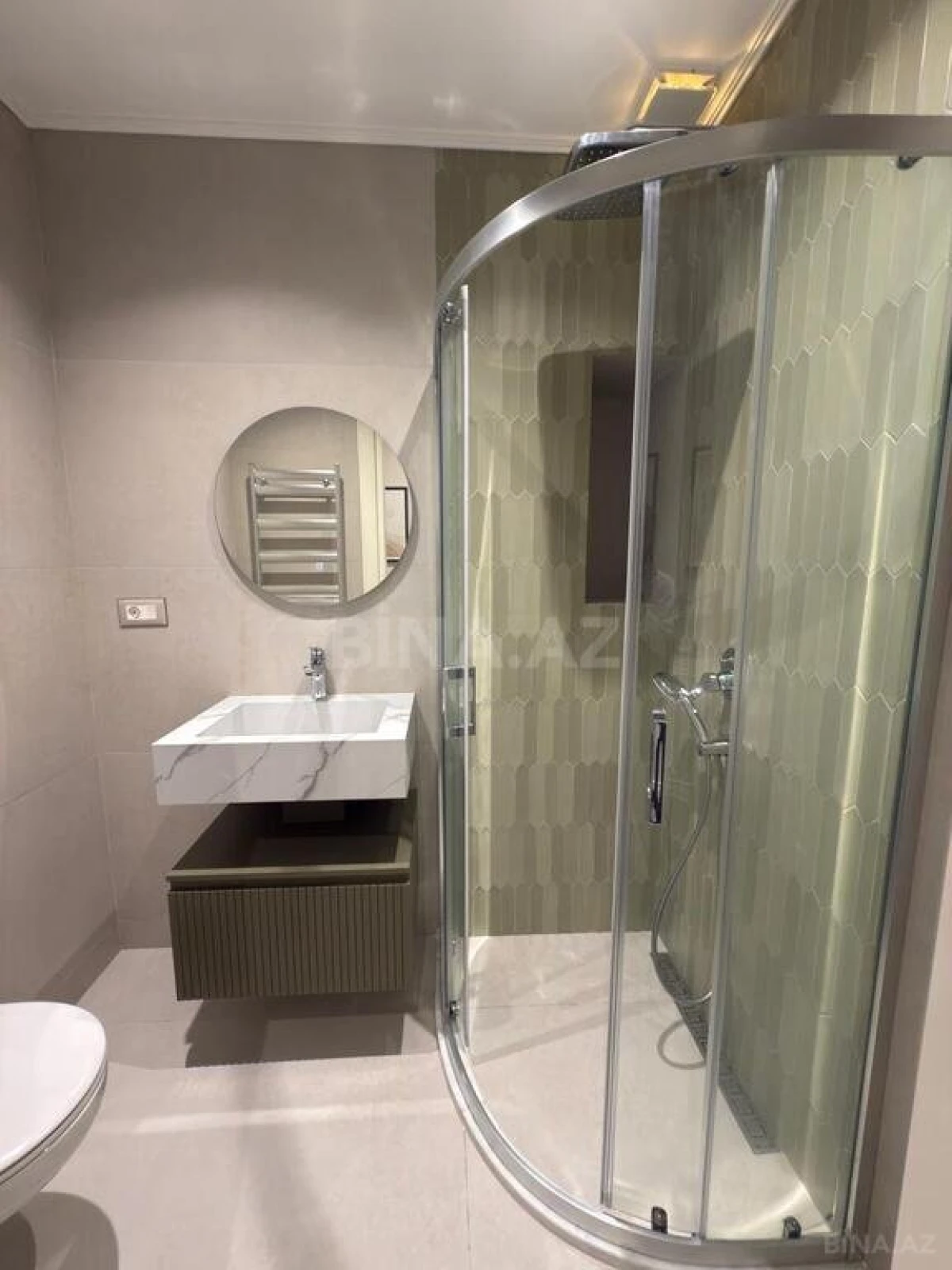 Satılır 2 otaqlı mənzil 70 m²